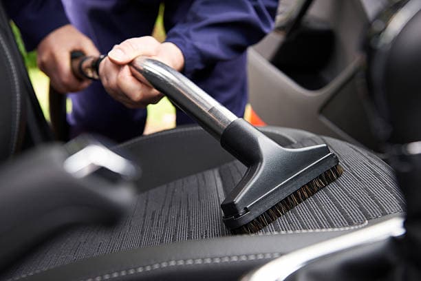 Proses vacuum jok mobil